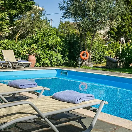 Xenia Villa Lakíthra